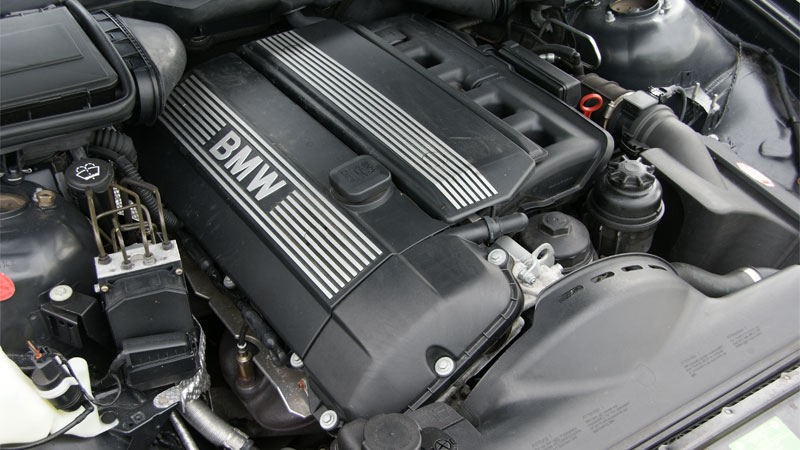 main parts of a car engine