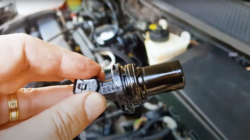 5 Symptoms of a Bad Camshaft Position Sensor (& Replacement Cost in 2022)