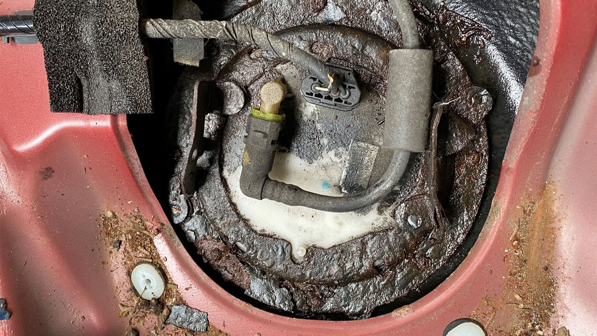 Symptoms of a Bad or Failing Fuel Pump