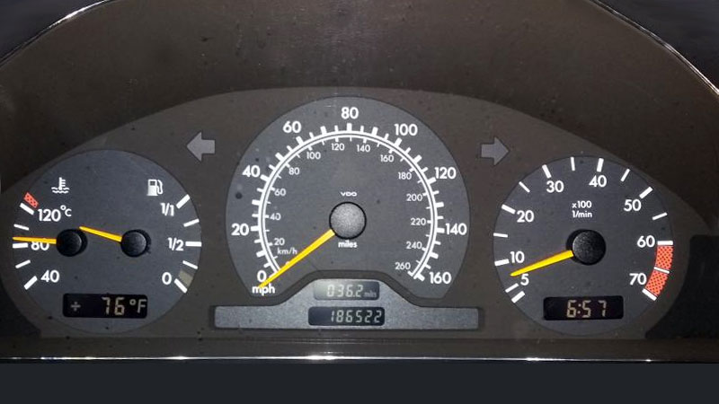 Why do some cars have the letter R in the fuel gauge? - Quora