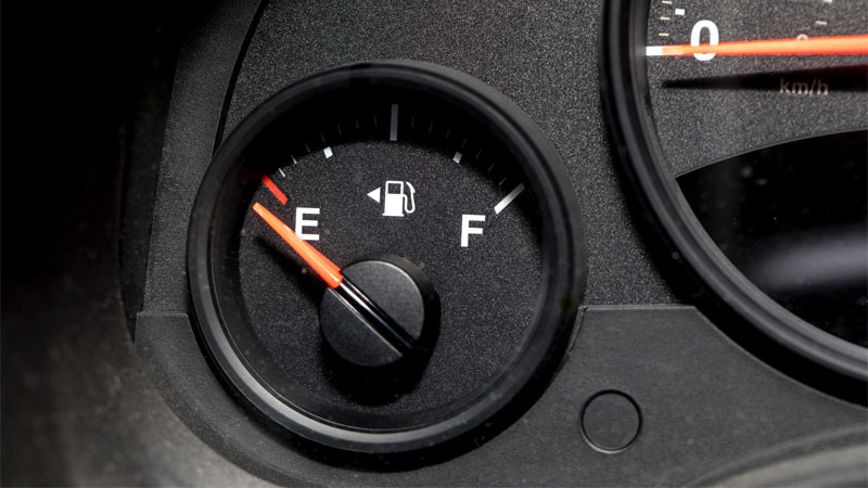 empty fuel gauge