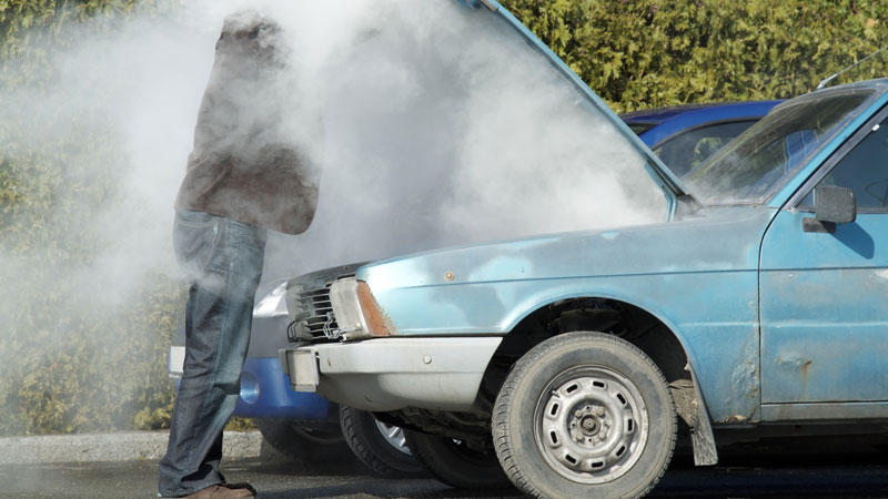 humo del motor